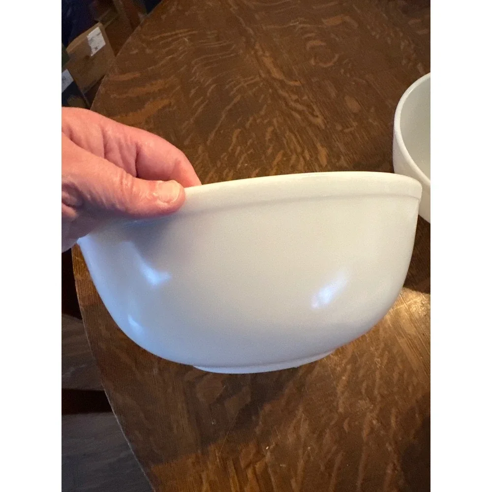 Vintage‎ Pyrex White Milk Glass Nesting Mixing Bowl Set 4 Piece 401 402 403 404
